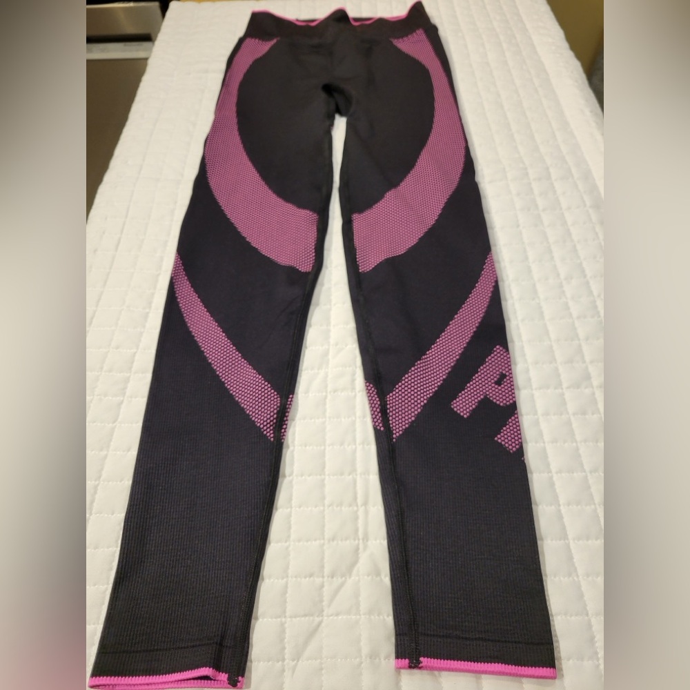 Y2K PINK Victoria's Secret Size S‎ Black Active Workout Leggings Sporty Outdoors